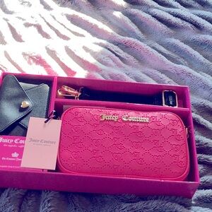 Juicy Couture Free Love Pink Slim Camera Bag adjustable strap Credit Card case